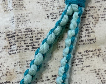 Armband ljusblå