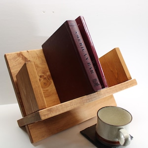 Rustic Compact Desktop Bookcase - Great for the desk, dorm, or vanity.   Collapses for easy storage or travel.  Hand Crafted from Pine.