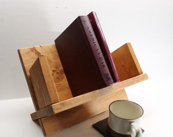Rustic Compact Desktop Bookcase - Great for the desk, dorm, or vanity.   Collapses for easy storage or travel.  Hand Crafted from Pine.