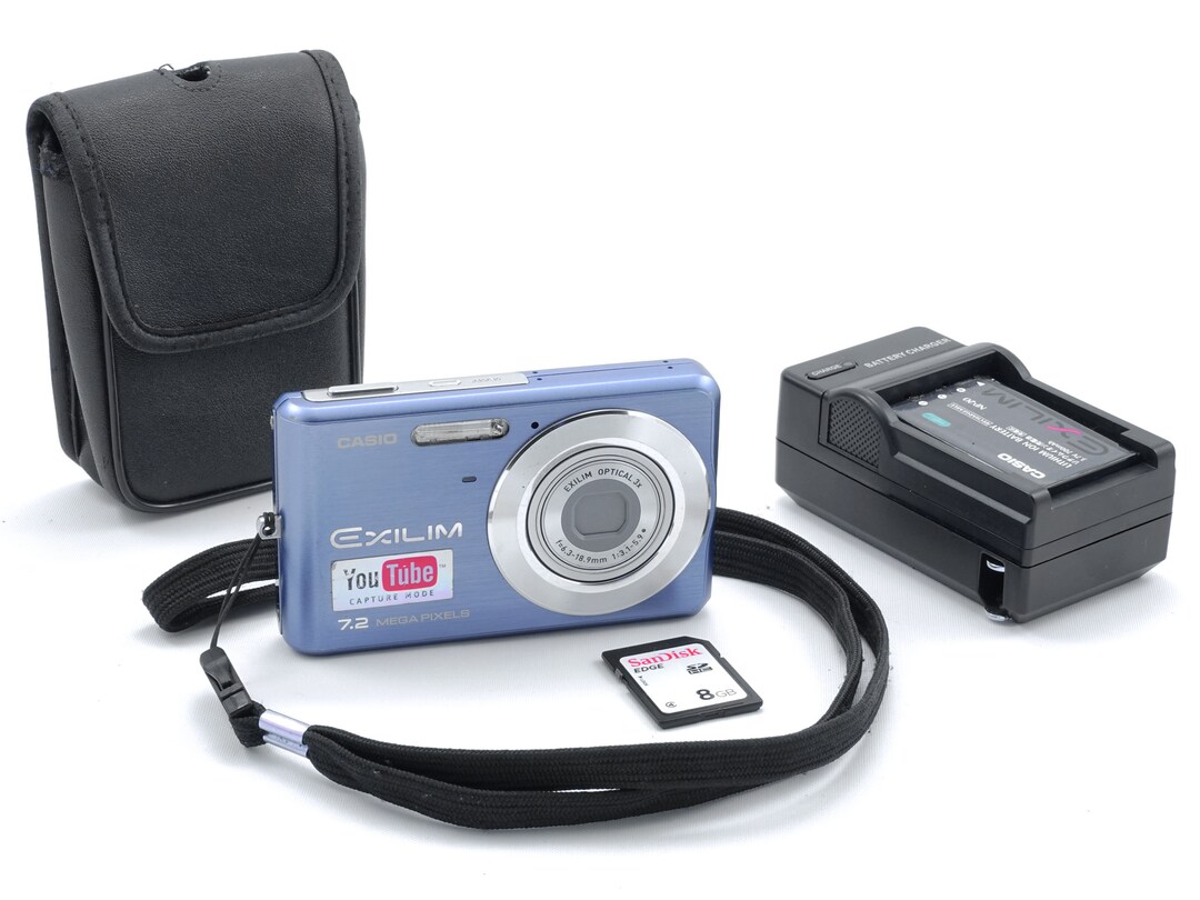 Casio Exilim Z77 Vintage Digital Camera Point and Shoot
