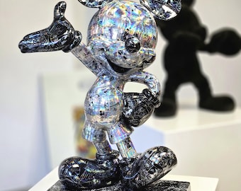 Mickey neo pop sculpture, holographic comic book edition, limited edition
