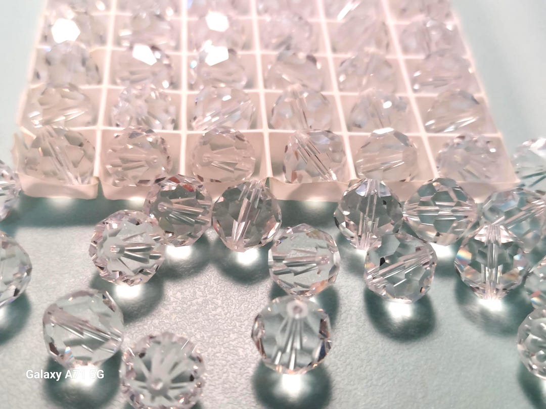 Swarovski 5300 Rarity Full Factory Flat of Classic 10mm Crystal Clear ...