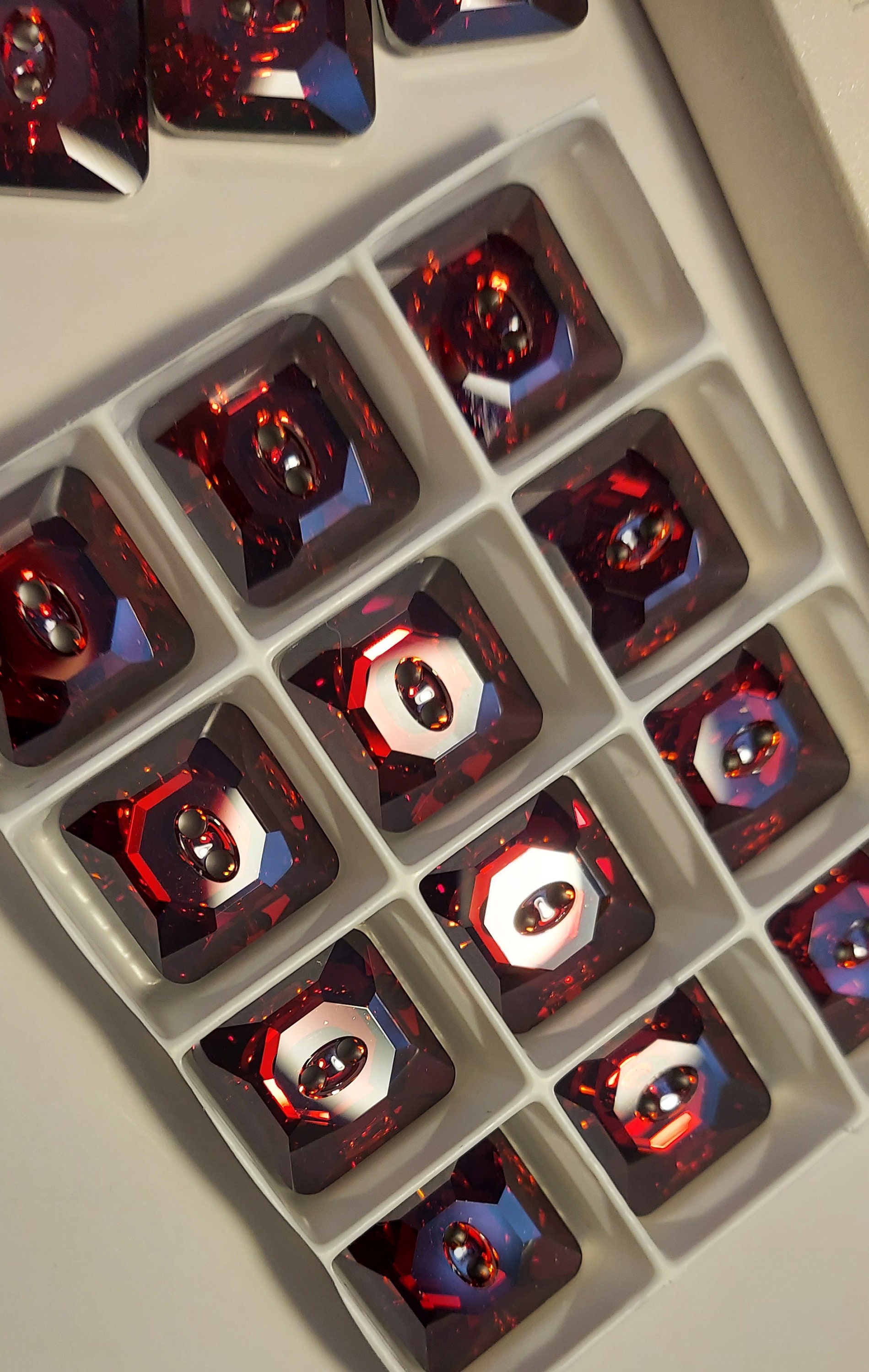 Swarovski Vintage RARITY 3017 Factory Sealed Box Red Magma M-foiled ...