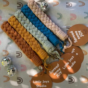 Braided Macrame Keychain Wristlet: Boho Style Cotton Keyring