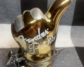 fender guitar pic holders
