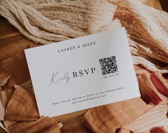 Puede incluir: Una tarjeta RSVP blanca con un código QR negro y el texto "Lauren & Miles" y "Kindly RSVP by June 20". La tarjeta está sobre una superficie de madera con tela marrón.