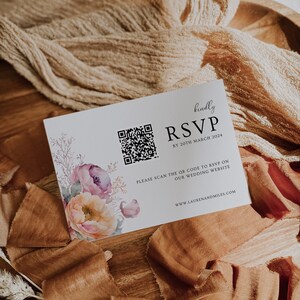 Carta RSVP per matrimonio Boho con codice QR, modello modificabile, cartolina RSVP per matrimonio, carta di risposta online per matrimonio floreale, WR024