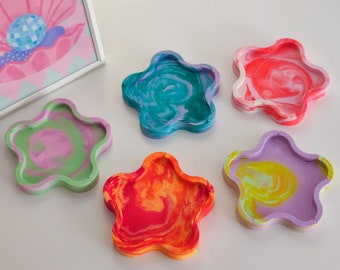 Flower Jesmonite Tray – Marbled Jewelry Dish, Skincare Holder, Funky Home Decor