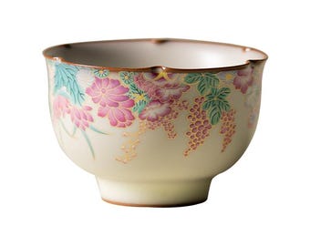 Creamy Lard-Glaze Porcelain Tea Cup with Floral Enamel & Gold Trim, Small Garden Collection