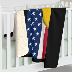 Manta polar Sherpa con la bandera de Estados Unidos y Ucrania, escudo tridente, bandera ucraniana, Volodymyr Zelensky, regalo ucraniano, paz y guerra en Ucrania, imagen 4