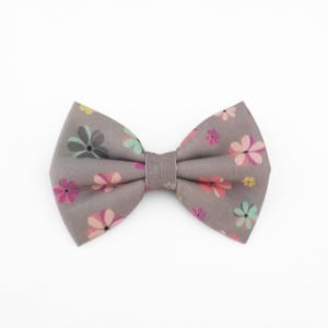Dog Collar Bow Ties. pet accessories, floral dog bow tie, retro bow tie for dogs, cute dog bow, dog in bow tie, slide on bow tie