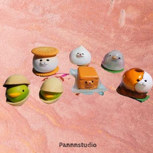 Colección de animales lindos Foodies, juguetes o Gashapons, pequeños expositores auténticos para decoración, regalo de cumpleaños