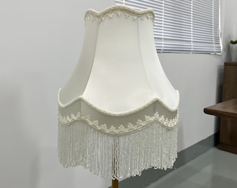 Pearl White Handmade Lamp Shades With Tassels, European Style Lampshade For Table Lamp / Floor Light, Luxury Fashion LampShades