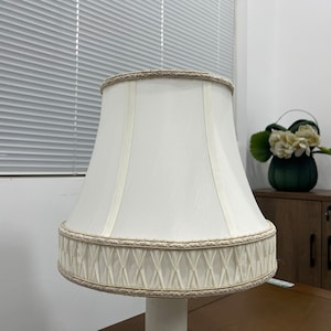 Königliche Art-Gewebe-Lampenschirme, europäischer Lampenschirm für Tischlampe