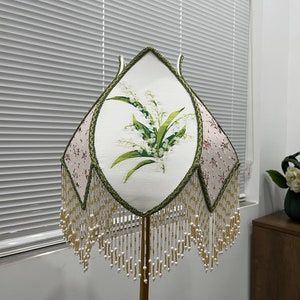 Beaded Flora Fringes Lamp Shades ,HandMade Embroidered Lampshades For Table Lamp / Floor Lighting Home Decor