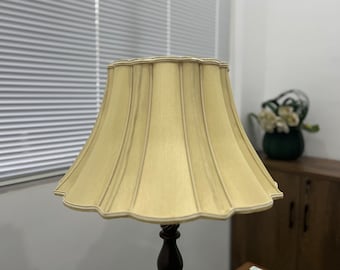 Large Scalloped Oval Bell Lamp Shades , Silk Lampshades For Table Lamps/Floor Lights,Retro Lampshade,Home Decor, 18 inches