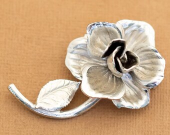 broche vintage Sprouting Rose Stylish Silver Tone - Y12