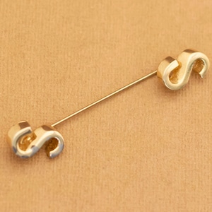 Vintage Gold Tone Stylish Letter S Stick Pin - Y18