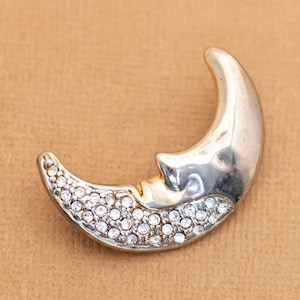 Vintage Silver Tone Sleeping Crescent Moon Rhinestones Brooch - Y13