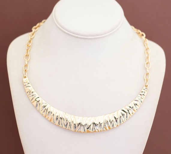 Vintage Gold Tone Shiny Lovely Bib Necklace 20 in… - image 1