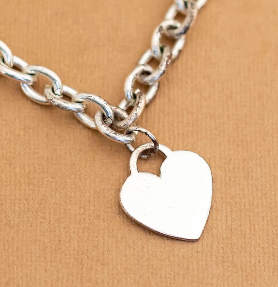 Vintage Silver Tone Simplistic Heart Rolo Chains E