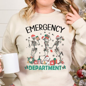 Notfall Abteilung Weihnachten Sweatshirt, benutzerdefinierte Weihnachten Er Nurse Shirt, Notfall Krankenschwester Shirt, Er Weihnachten Shirt Geschenk für Krankenschwester