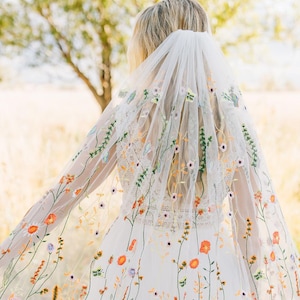 Wildflower Bridal Veil | Multicolor Floral Lace Bridal Veil | Custom Floral Bridal Veil |1 Tier Floral Bridal Veil | Unique Wedding Veil