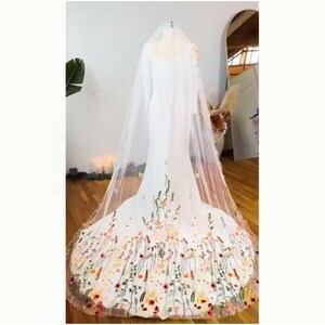 Wildflower Bridal Veil | Multicolor Floral Lace Bridal Veil | Custom Floral Bridal Veil |1 Tier Floral Bridal Veil | Unique Wedding Veil
