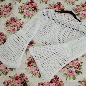 Hollow Out Crop Sweater
