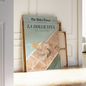 ニューヨークのニュースプリント、ラ・ドルチェ・ヴィータ、イタリアの夏のウォールアート、新聞プリントのウォールアート | トレンディなウォールアート、ヴィンテージバーカート、印刷可能なウォールアート