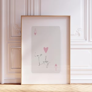Różowa karta do gry na ścianie, Syndrom szczęśliwej dziewczyny, Różowy as kier Baby Pink | Jestem taka szczęśliwa | Wystrój akademika, Minimalistyczny | Natychmiastowe pobranie