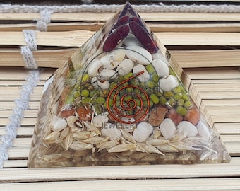 Annapurna pyramid with good luck & removing negativity vaastu for nourishing your home with vastu's goddess of food