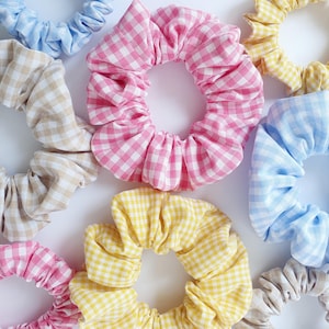 Vichy hair scrunchie
