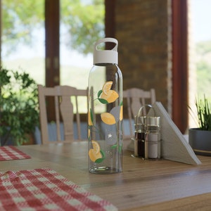Botella de agua Sky, transparente con lindo diseño de limón, portátil, regalo para el Día de la Madre, para beber, tapa giratoria, 645 ml, idea de cumpleaños,