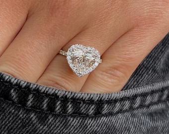 2.50 Carat D Color VVS2 IGI CERTIFIED Lab Grown Heart Cut Lab Diamond Halo Engagement Ring / 14K White Gold Ring / Two Tone Engagement Ring