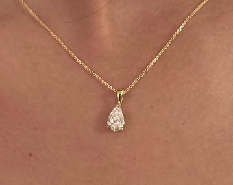 1 Carat Lab Grown Diamond Necklace For Ladies , Pear Shape Solitaire Pendant 14k Gold Necklace , Pear Shape Diamond Pendant Gift For Her .