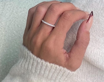 0.25 Ct Round Brilliant Cut Diamond Wedding Band / 14k Gold Band / Promise Ring / Diamond Wedding Ring For Her / Minimalist Band / Thin Band
