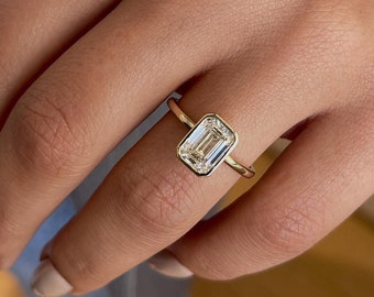 2.00 Carat D-VVS2 Lab Grown Emerald Cut Bezel Solitaire Diamond Engagement Ring / Thin Ring / 14K Solid Gold Ring / Emerald Cut Diamond /
