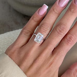 Classy & Elegant 7 Carat F-VVS2 Emerald Cut Lab Grown Diamond Solitaire Engagement Ring in 14k White Gold / Emerald Cut Lab Diamond Ring /