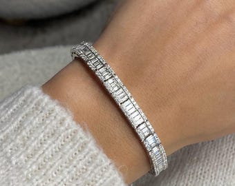 Luxurious 8.00 Ct Baguette & Round Cut Diamonds Bracelet 14K White Gold / D Color VVS2 Clarity / Wedding Jewelry / Unique Diamonds Bracelet