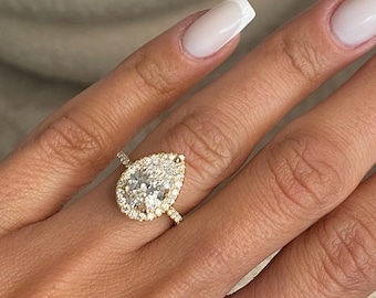 2.50 E Color VVS2 Clarity IGI Certified Pear Cut Lab Grown Diamond / Halo Engagement Ring / Lab Grown Diamond Ring / 14k Gold Halo Ring /
