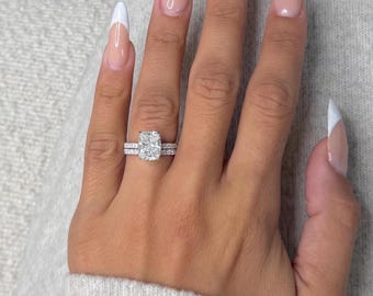 Dreamy 4 Carat Cushion Cut Engagement Ring Set with Matching Band | Lab Grown Diamond Ring | 14K White Gold | IGI Certified D-VVS2