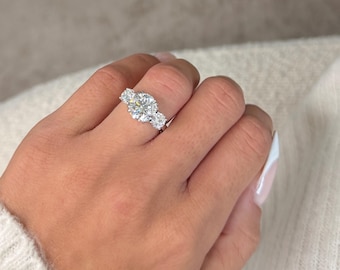 4 Carat Round Cut Lab Grown Diamond Ring / Three Stone Double Prongs Engagement Ring / 14k White Gold / IGI Certified D-VVS2