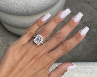 4.50 Carat Emerald Cut D-VVS2 Lab Grown Diamond Ring | Halo Setting & Side Stones | 18K White Gold Engagement Ring | Timeless Luxury Design