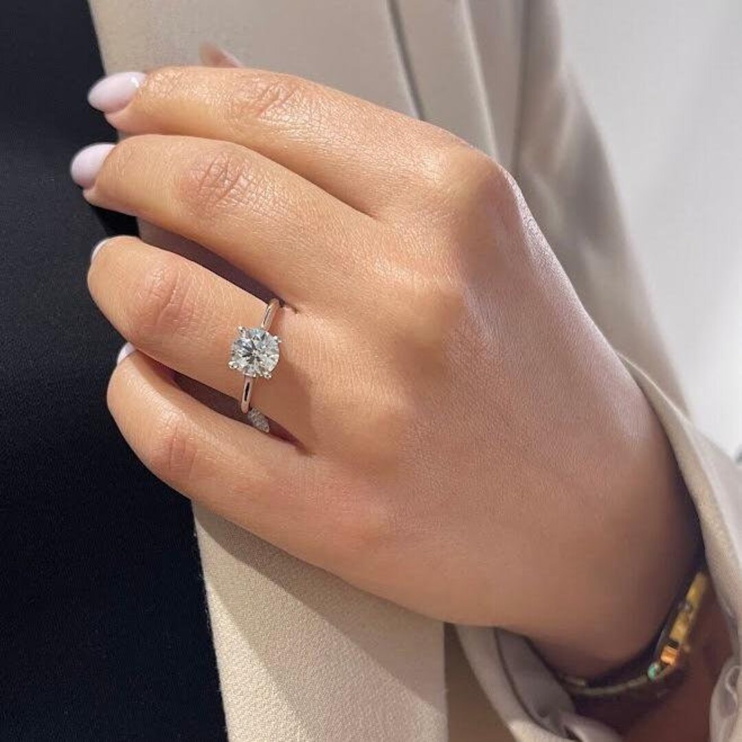 D Color 2.00 Carat IGI Certified Round Lab Grown Diamond Ring 
