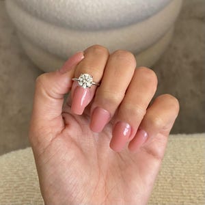 2.00 Carat IGI Certified Round Cut Lab Grown Diamond Ring / Minimalist Solitaire 4 Prongs 14k Thin Ring / Round Cut Diamond Engagement Ring