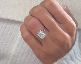 2 Carat Emerald Cut Lab Grown Diamond Bezel Engagement Ring | 14K White Gold | IGI Certified D-VVS2