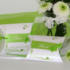 Personalisierte Gastgeschenke - Tischkarten - Kartonage für Gastgeschenk - 5 Stück - Platzkarten - Hochzeit - Silberhochzeit - Herzen - Band