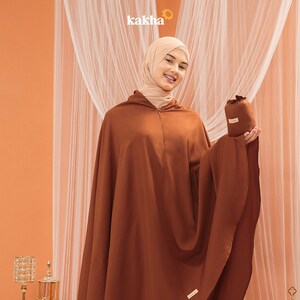 Mukena de viaje básica en tonos pastel, mini y sencilla, portátil para oración islámica 2 en 1, para adultos, el regalo perfecto para mujeres musulmanas, vestido con hiyab.
