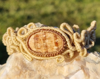 Aragonite macramé bracelet